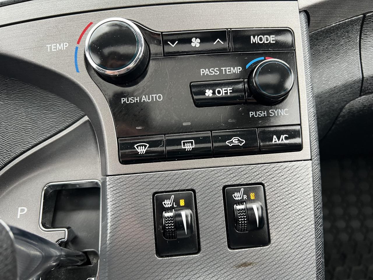 2013 Toyota Venza V6 AWD TOURING Photo