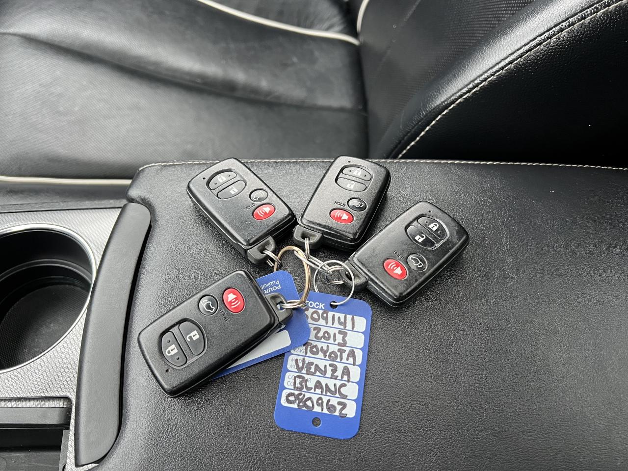 2013 Toyota Venza V6 AWD TOURING Photo