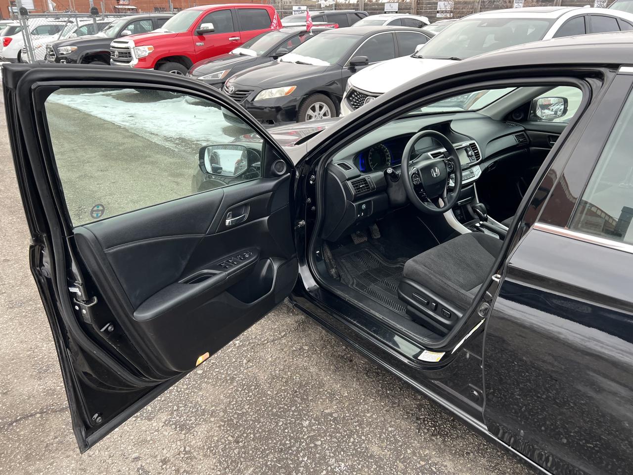 2015 Honda Accord Hybrid Photo