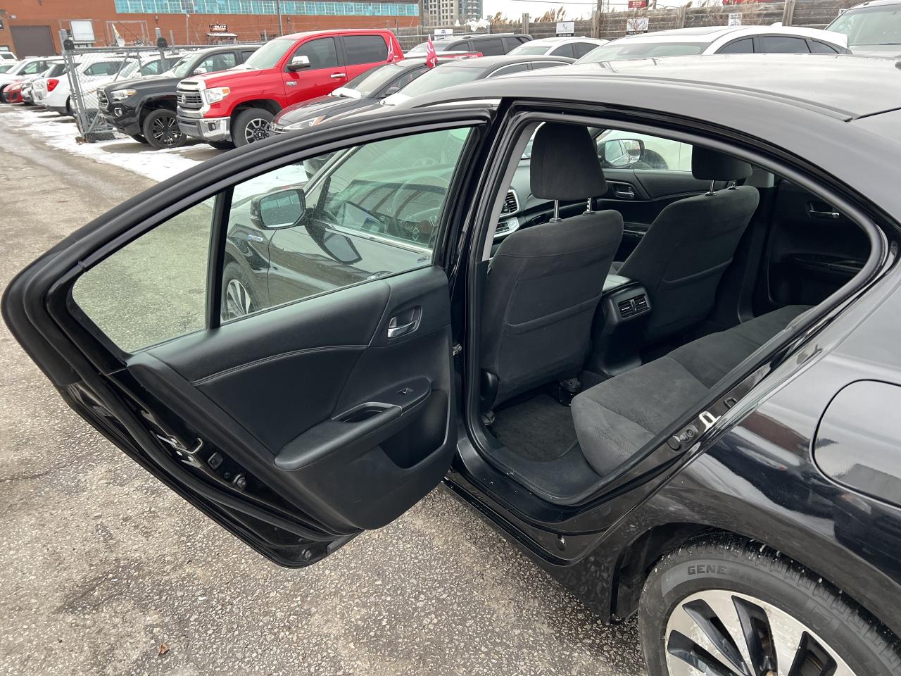 2015 Honda Accord Hybrid Photo