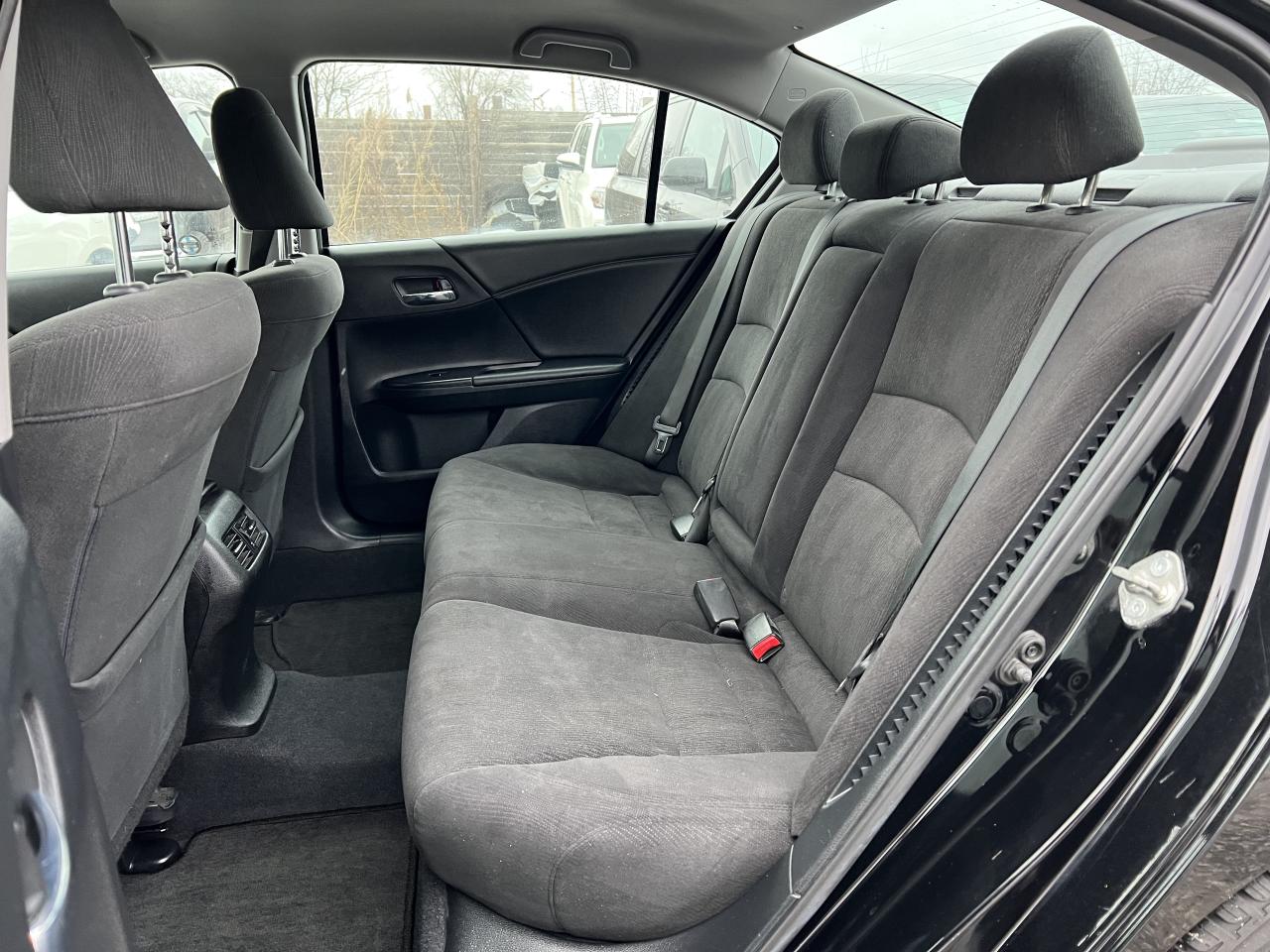 2015 Honda Accord Hybrid Photo