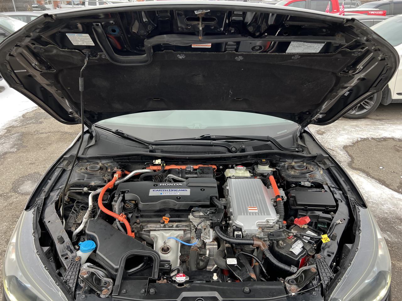 2015 Honda Accord Hybrid Photo