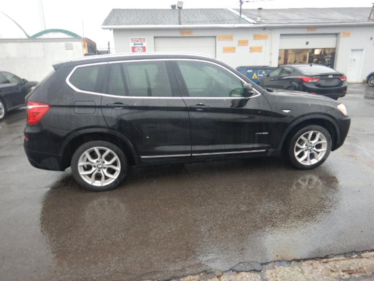 2013 BMW X3 xDrive28i Photo