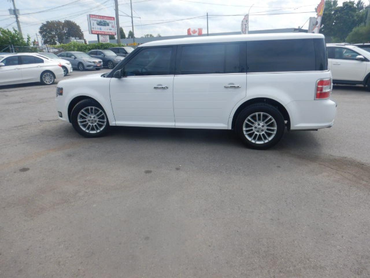 2019 Ford Flex SEL Photo