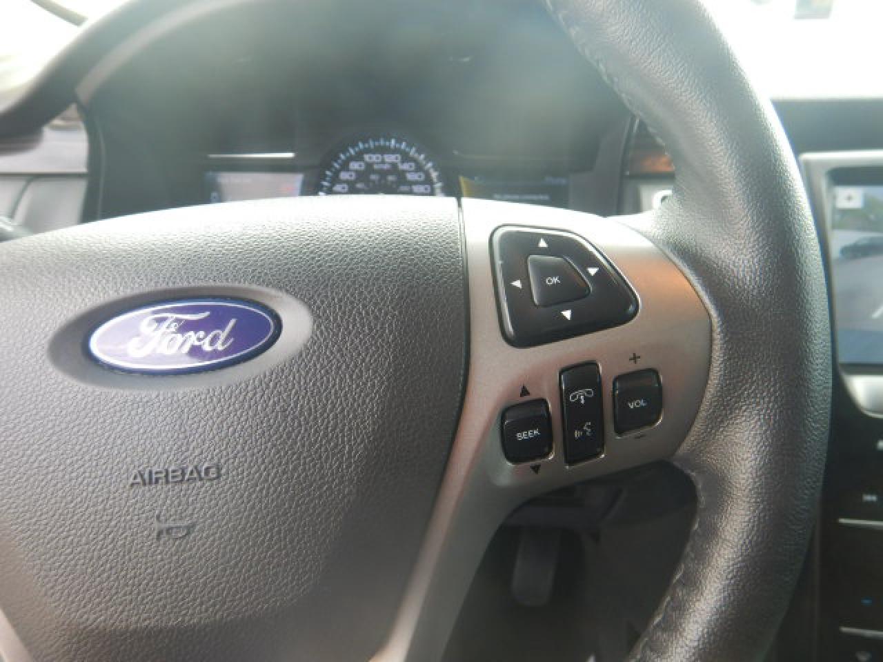 2019 Ford Flex SEL Photo