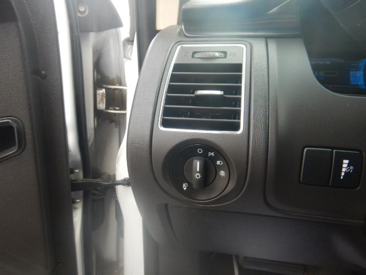 2019 Ford Flex SEL Photo