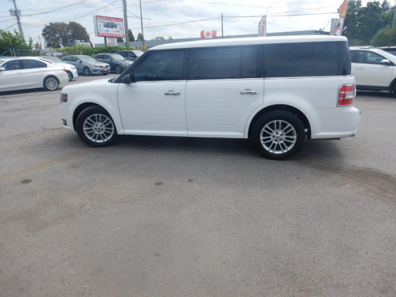 2019 Ford Flex SEL Photo
