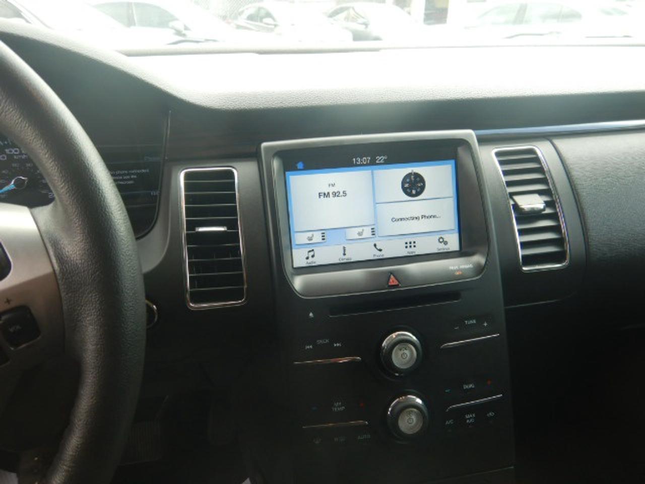 2019 Ford Flex SEL Photo