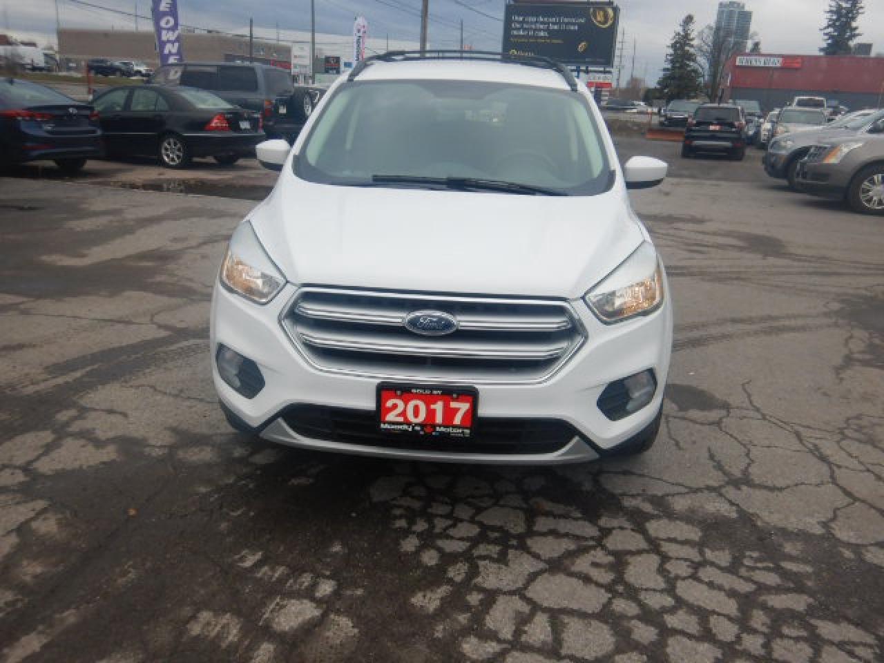 2017 Ford Escape SE Photo