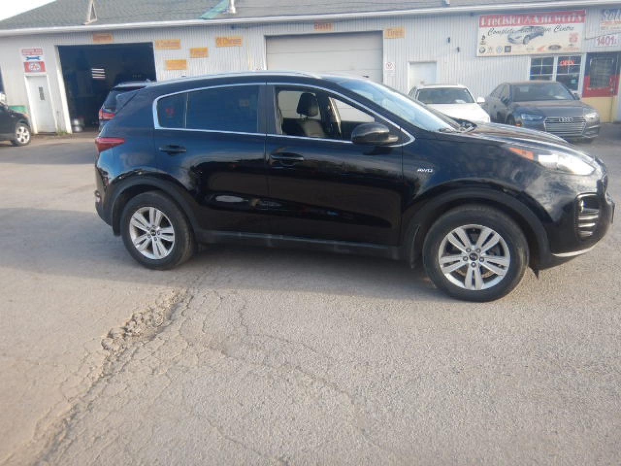 2017 Kia Sportage LX Photo3