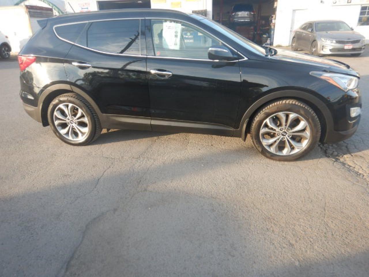 2015 Hyundai Santa Fe Sport Limited Photo