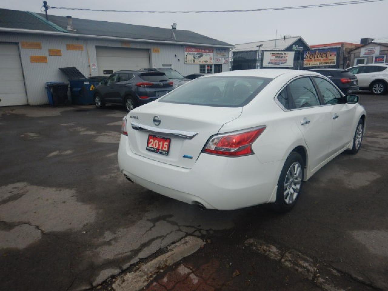 2015 Nissan Altima 2.5 Photo