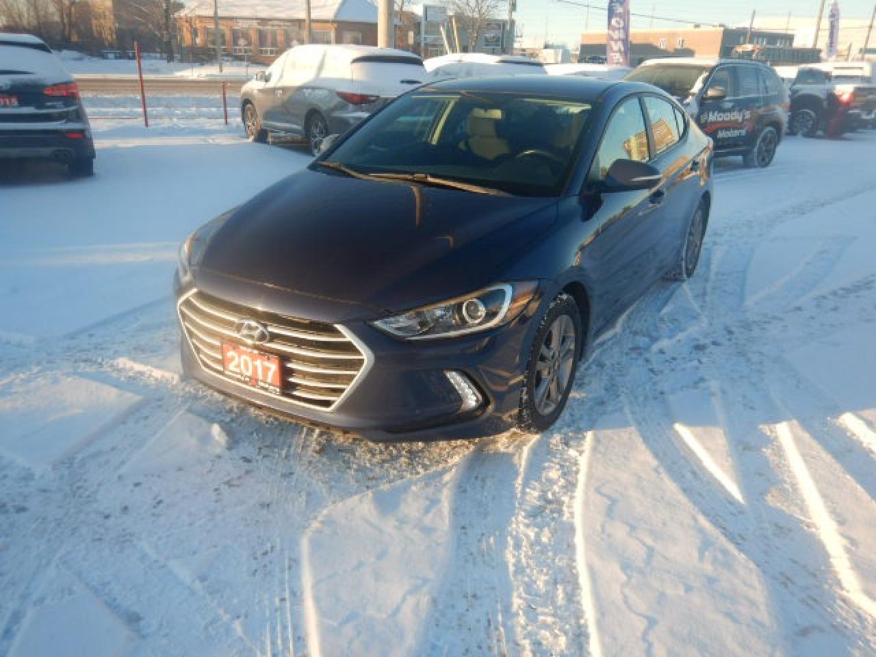 2017 Hyundai Elantra GL Photo0