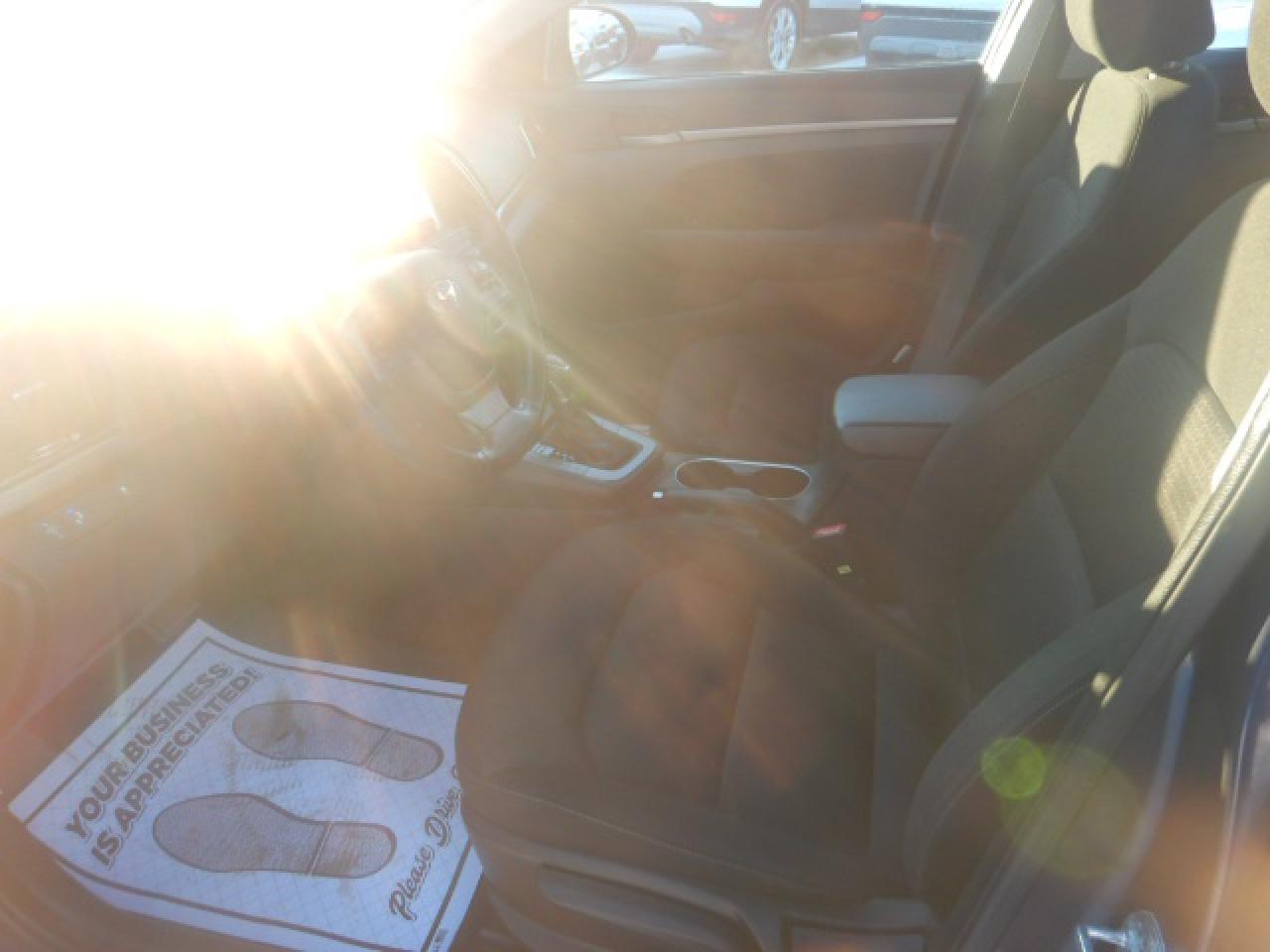 2017 Hyundai Elantra GL Photo