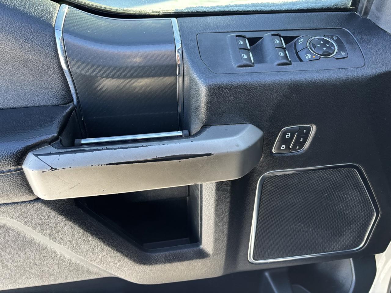 2019 Ford F-150 Lariat Photo