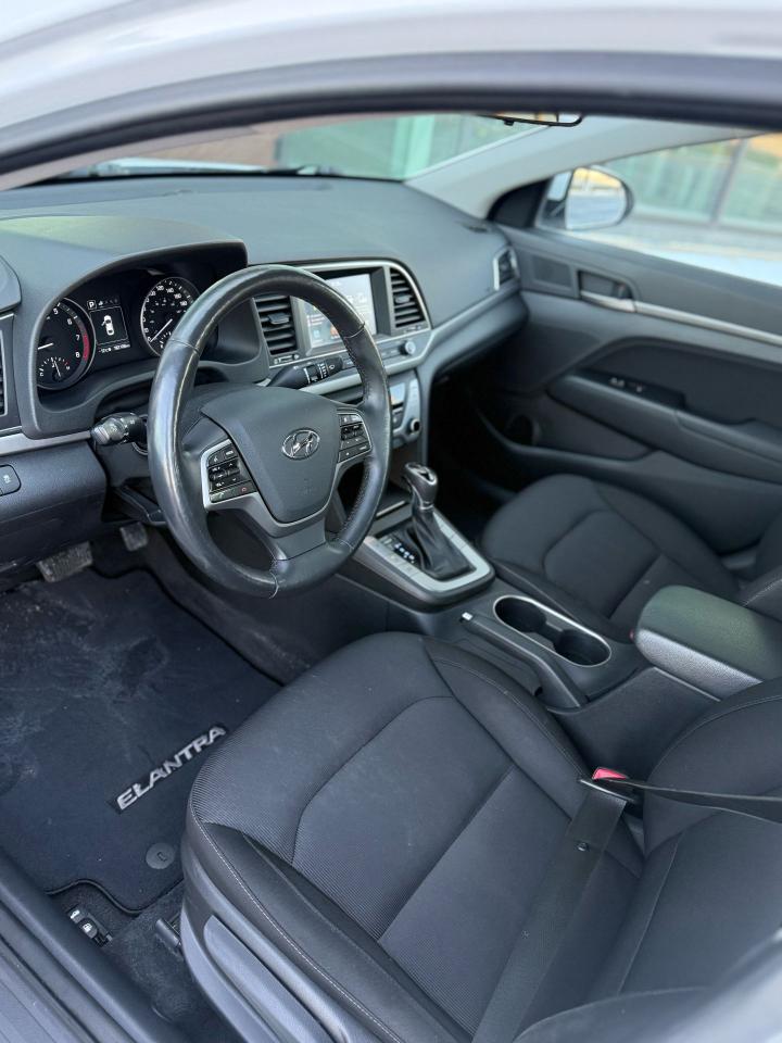 2018 Hyundai Elantra SEL Photo