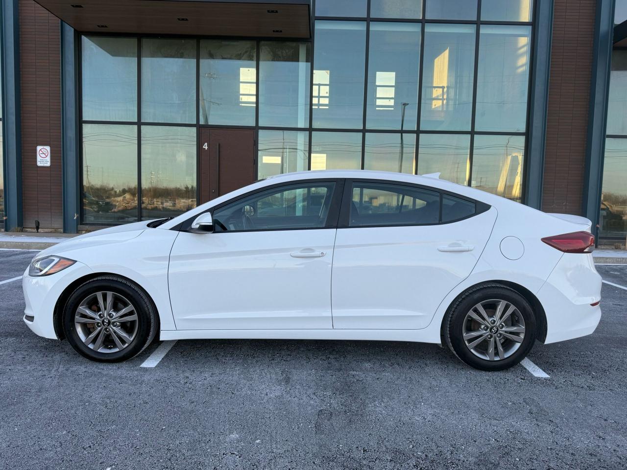 2018 Hyundai Elantra SEL Photo
