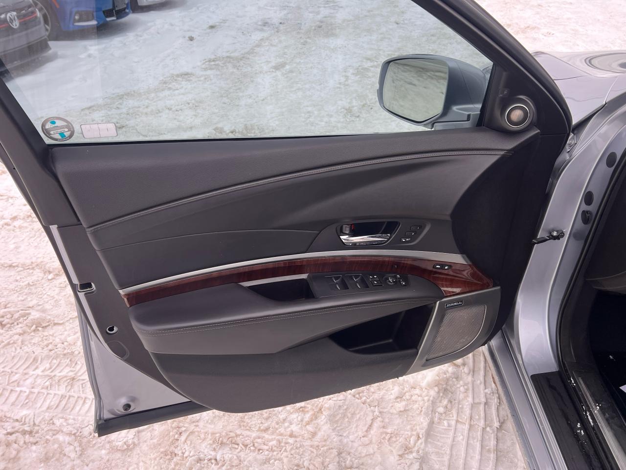 2016 Acura RLX Sport V6 3.5L Hybrid Tech Pkg AWD Photo