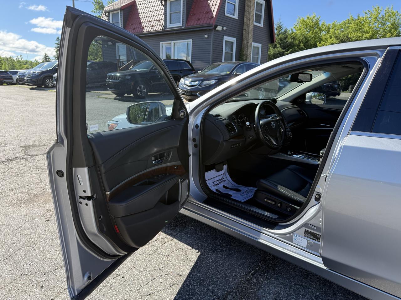 2016 Acura RLX Sport V6 3.5L Hybrid Tech Pkg AWD Photo