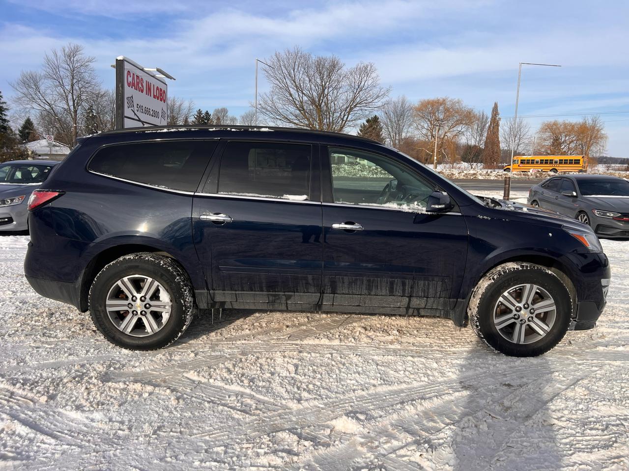2015 Chevrolet Traverse LT Photo