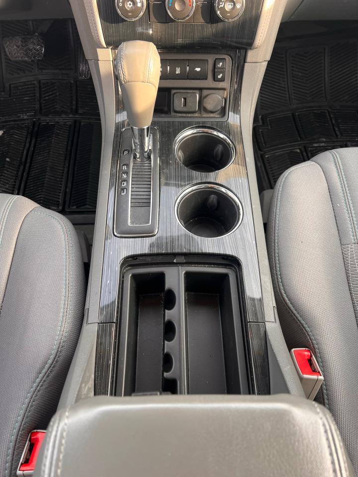 2015 Chevrolet Traverse LT Photo