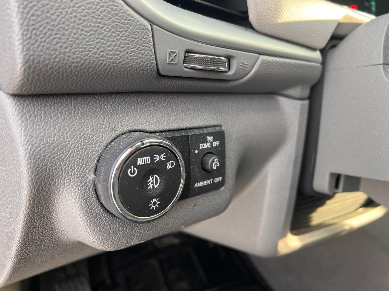 2015 Chevrolet Traverse LT Photo