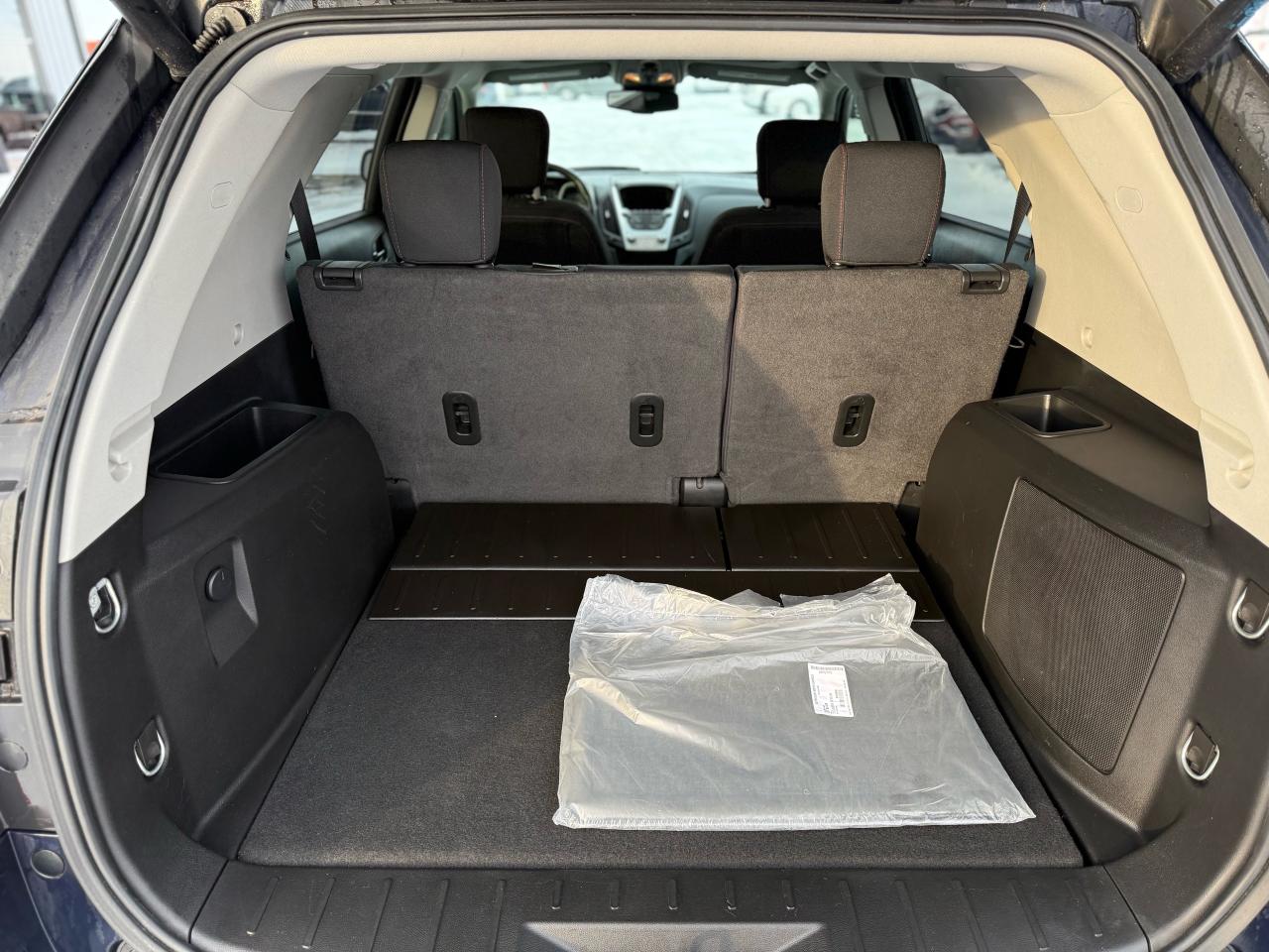 2017 Chevrolet Equinox LT Photo