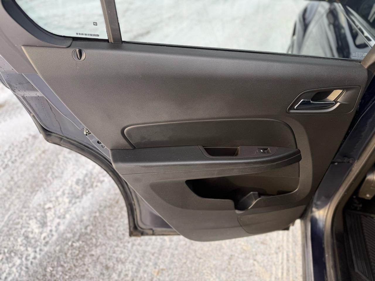 2017 Chevrolet Equinox LT Photo