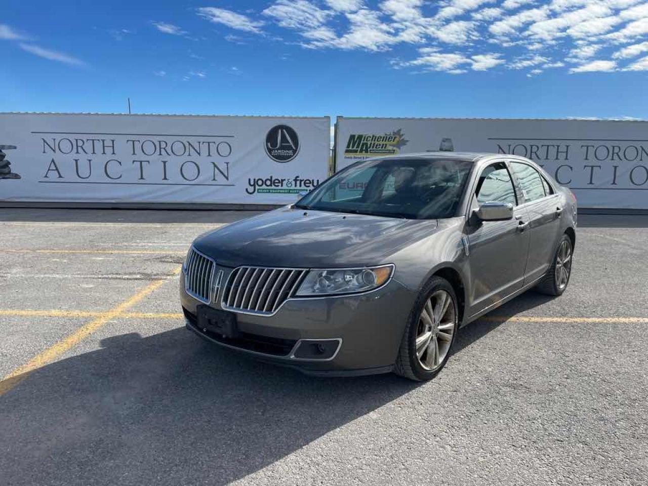 2011 Lincoln MKZ  Photo0