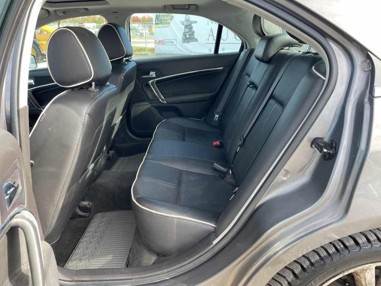 2011 Lincoln MKZ  Photo