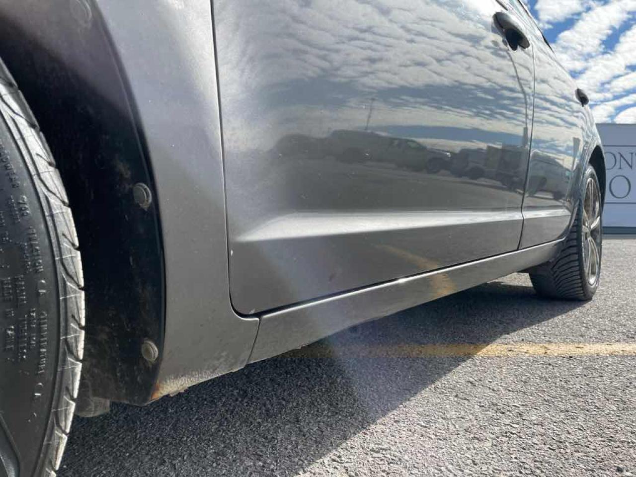 2011 Lincoln MKZ  Photo