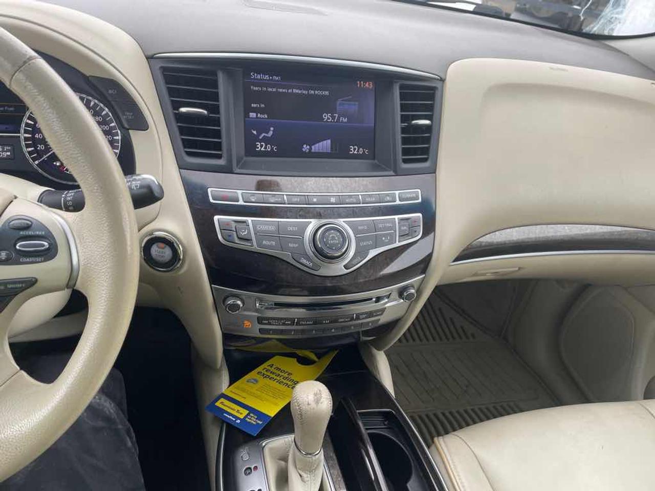 2013 Infiniti JX35  Photo
