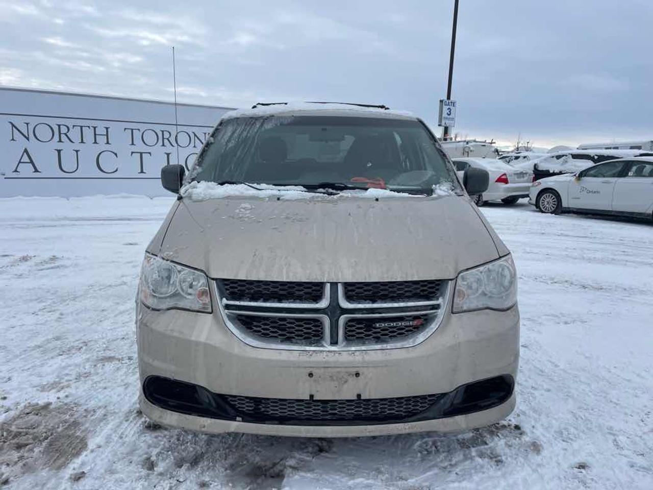 2016 Dodge Grand Caravan SE Photo5