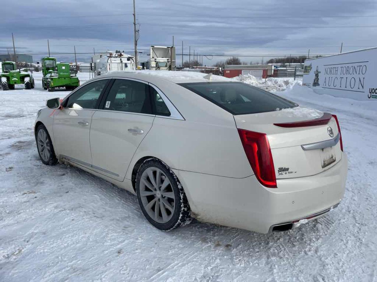 2013 Cadillac XTS PREMIUM COLLEC  Photo