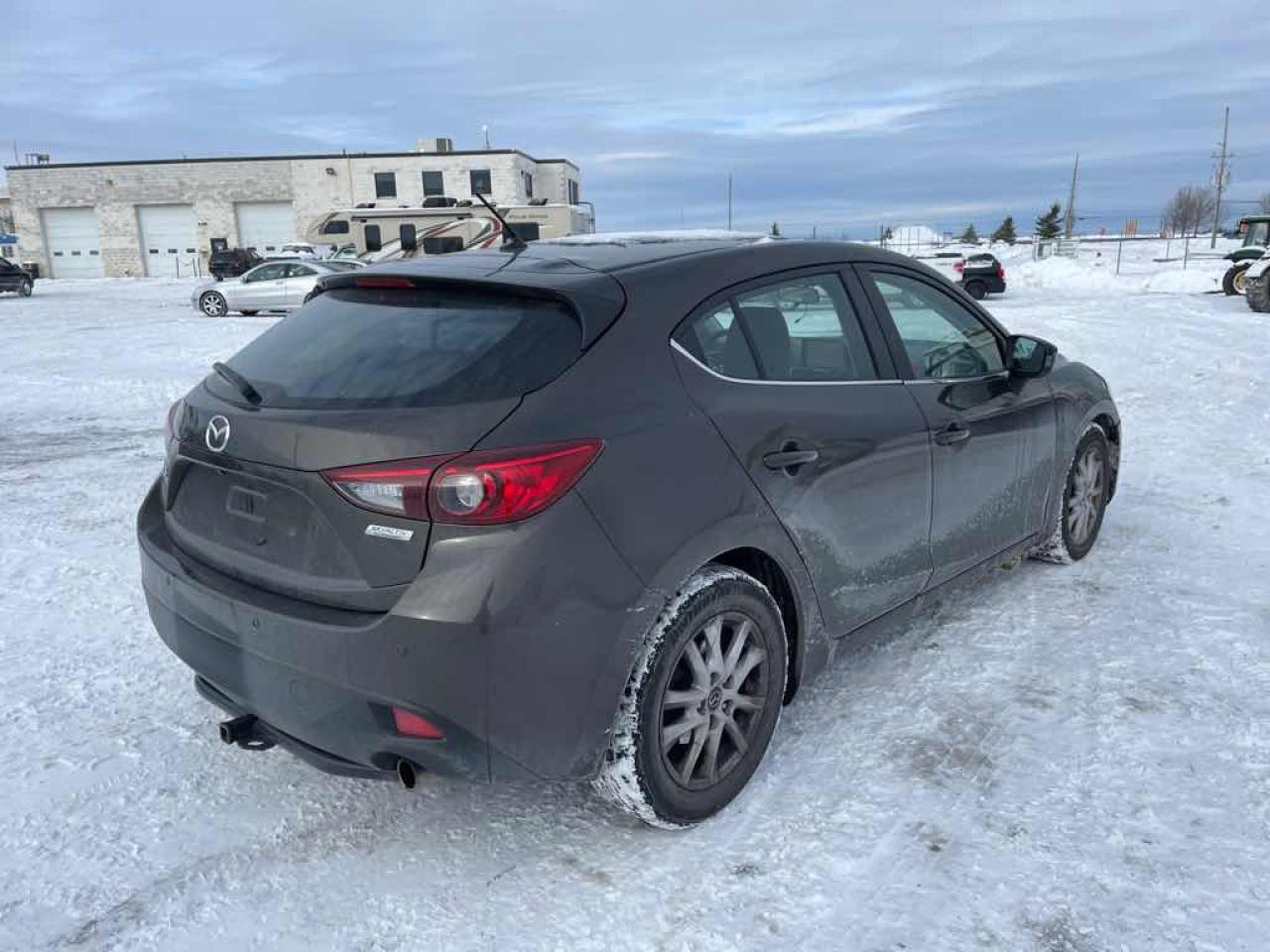 2014 Mazda MAZDA3 Touring Photo3