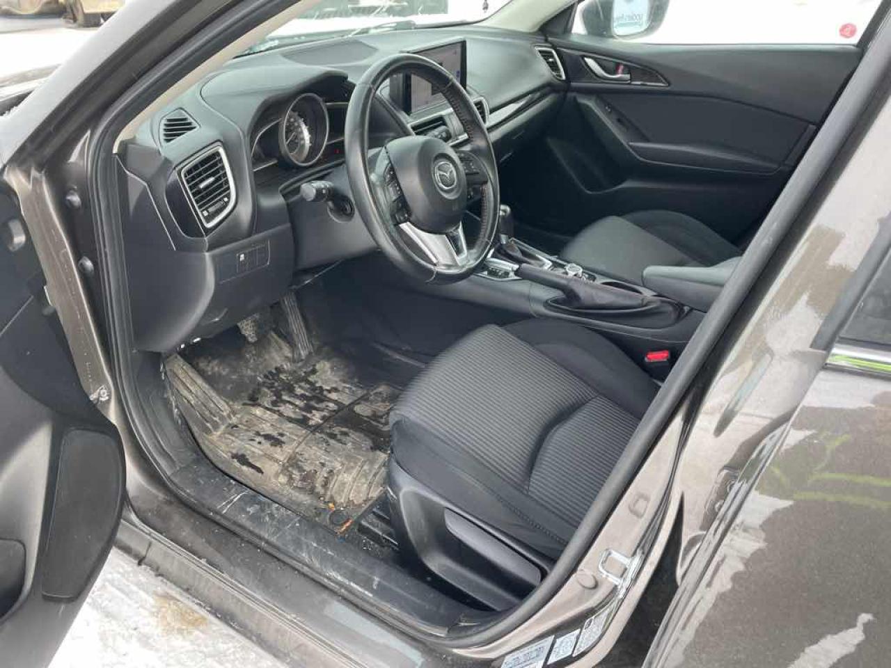 2014 Mazda MAZDA3 Touring Photo