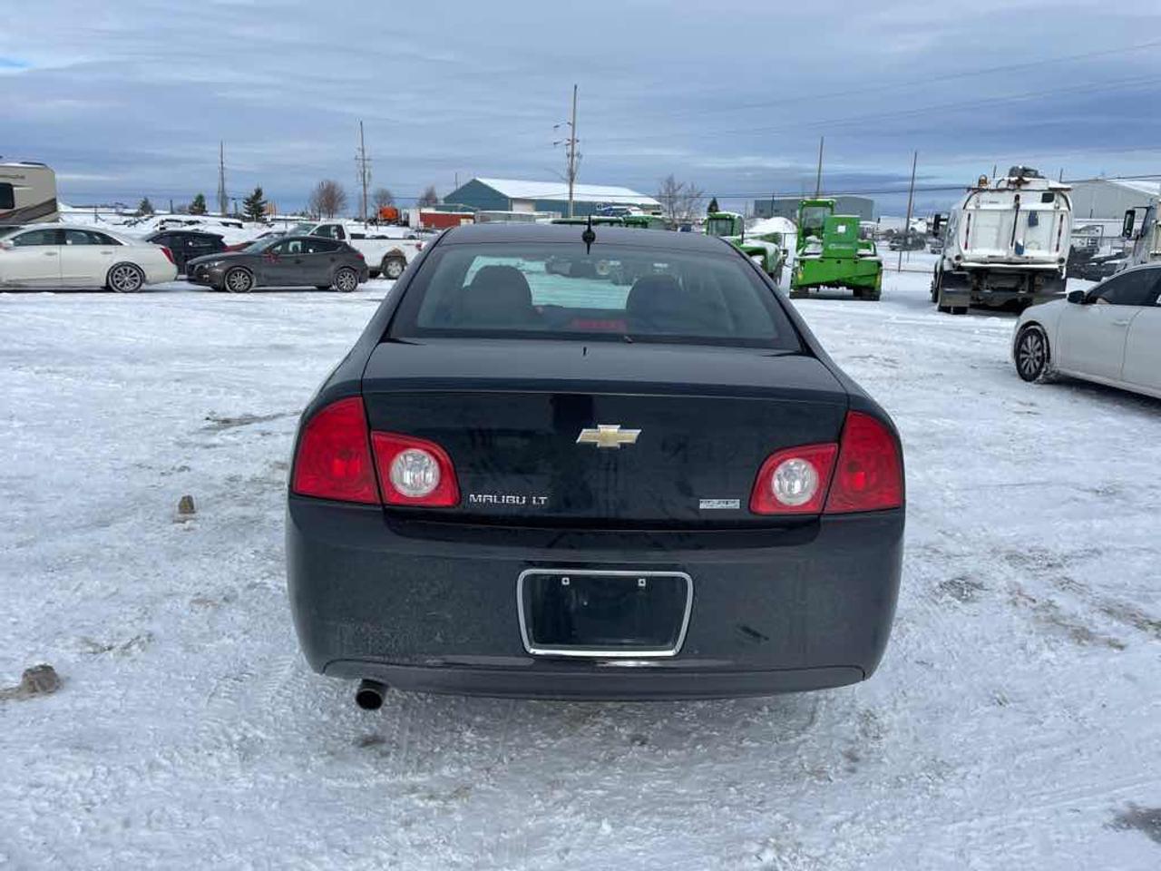 2011 Chevrolet Malibu 2LT Photo4