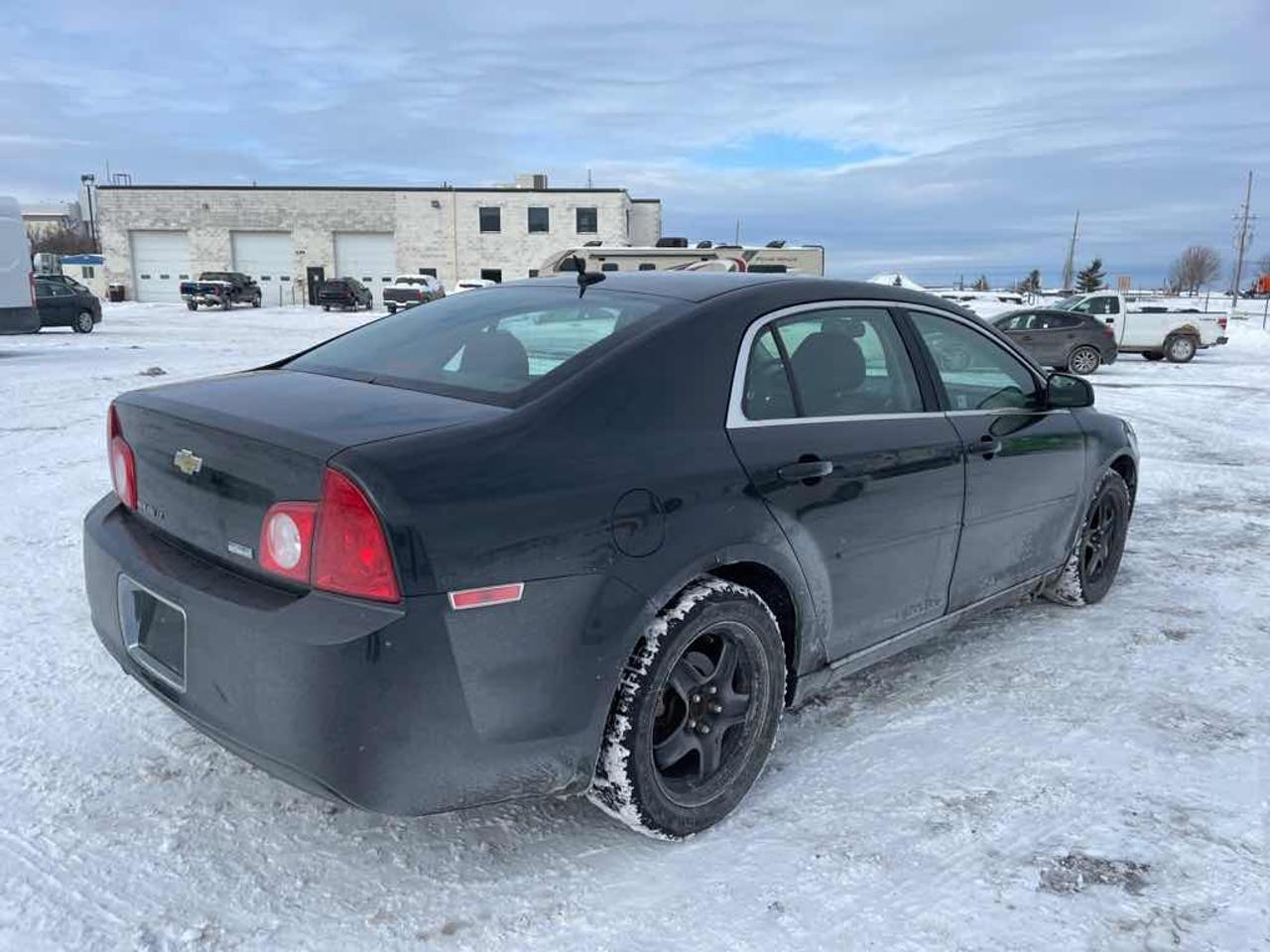 2011 Chevrolet Malibu 2LT Photo3