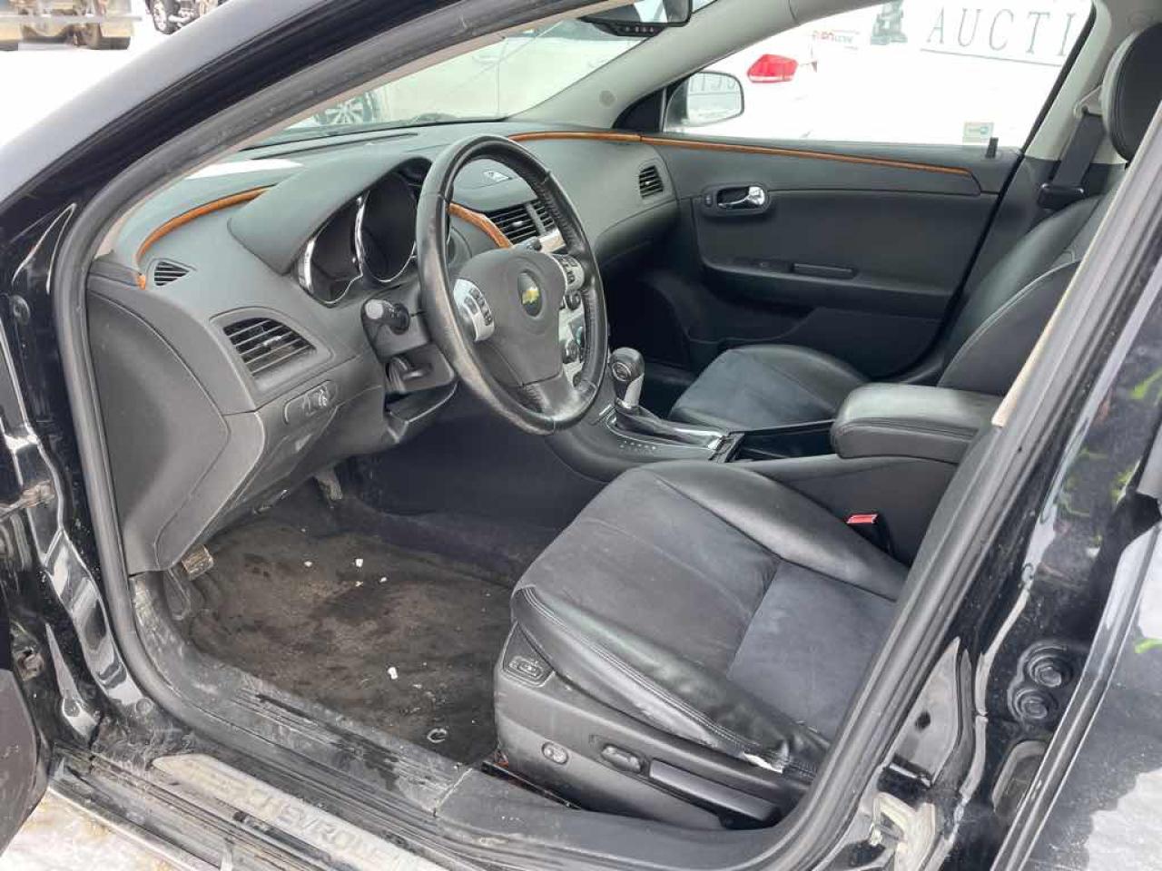 2011 Chevrolet Malibu 2LT Photo