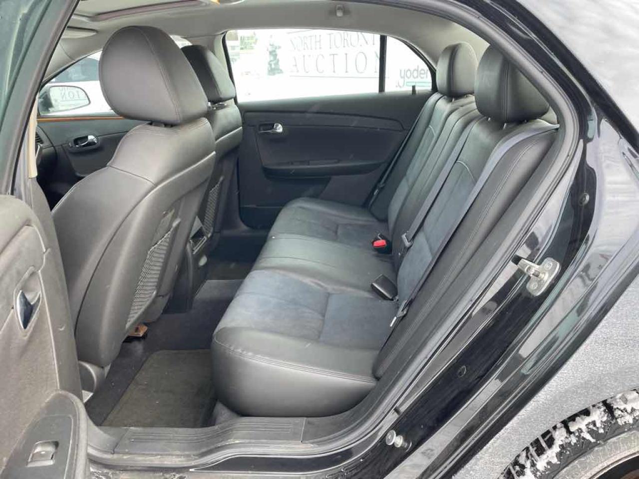 2011 Chevrolet Malibu 2LT Photo