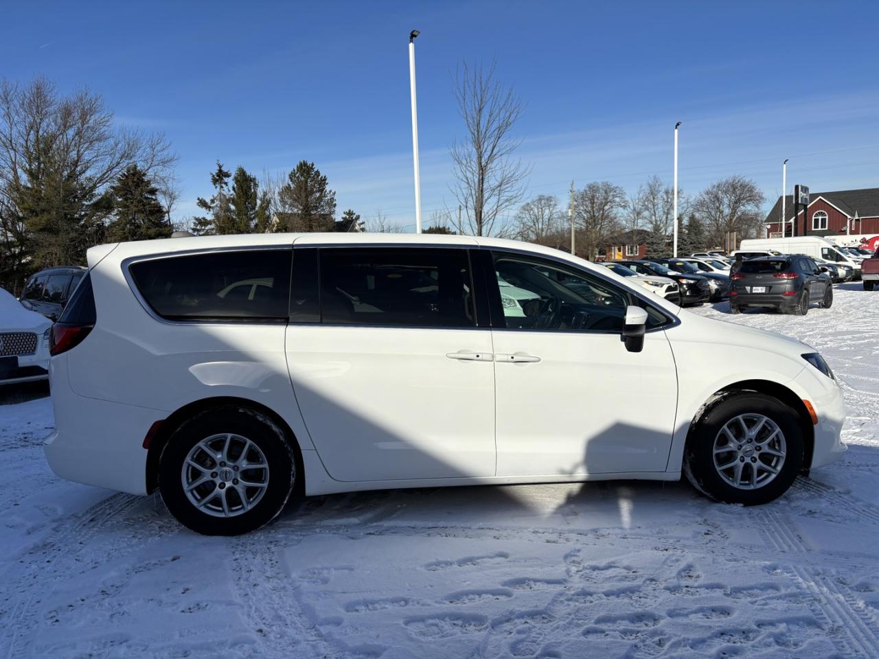 2022 Dodge Grand Caravan SXT ~NO ACCIDENTS~ Photo