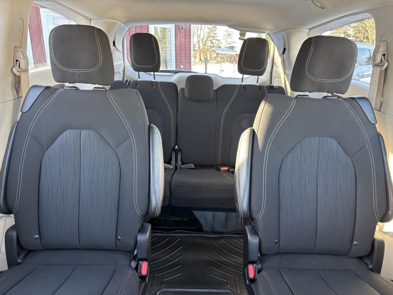 2022 Dodge Grand Caravan SXT ~NO ACCIDENTS~ Photo