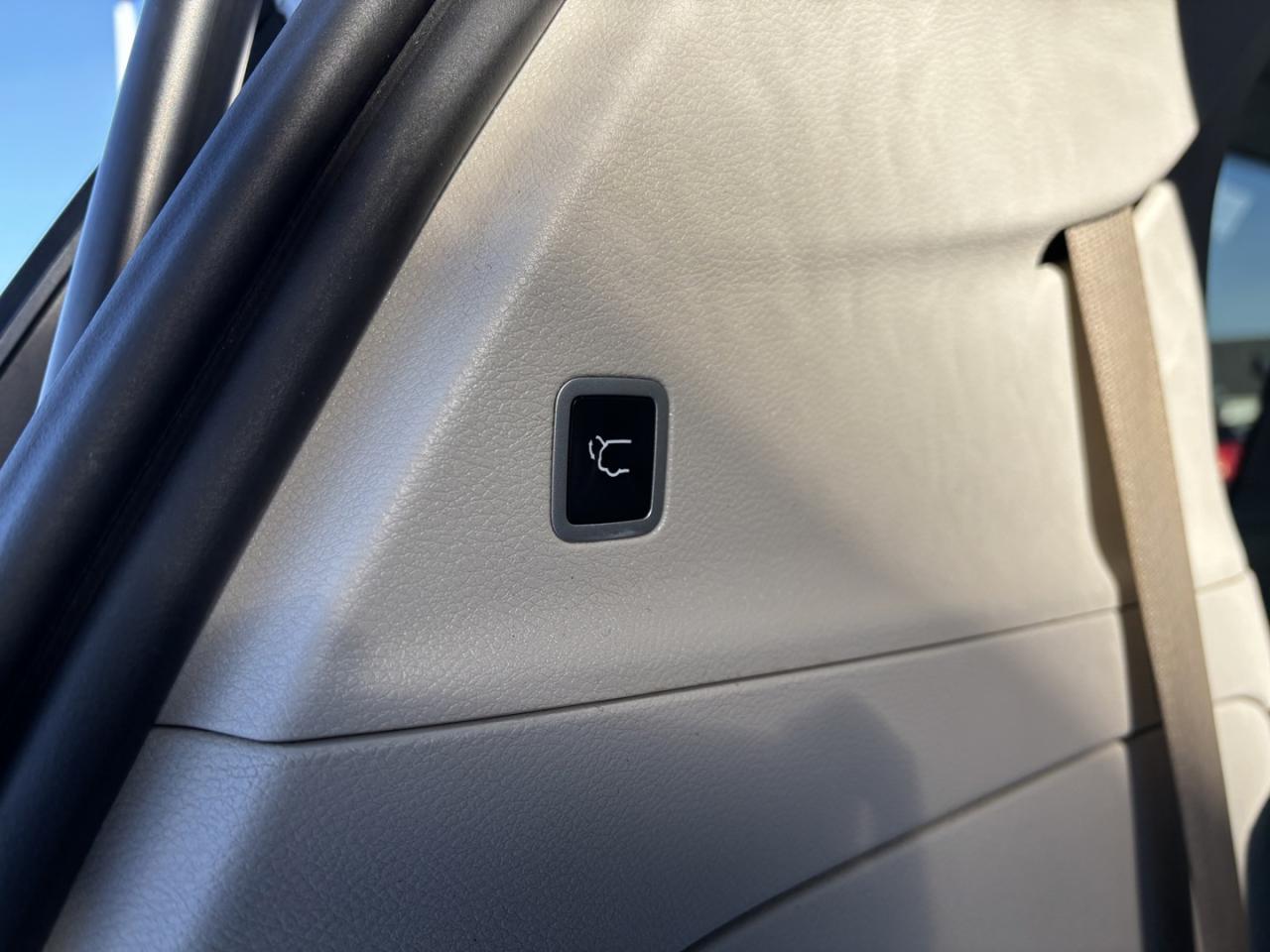 2022 Dodge Grand Caravan SXT ~NO ACCIDENTS~ Photo