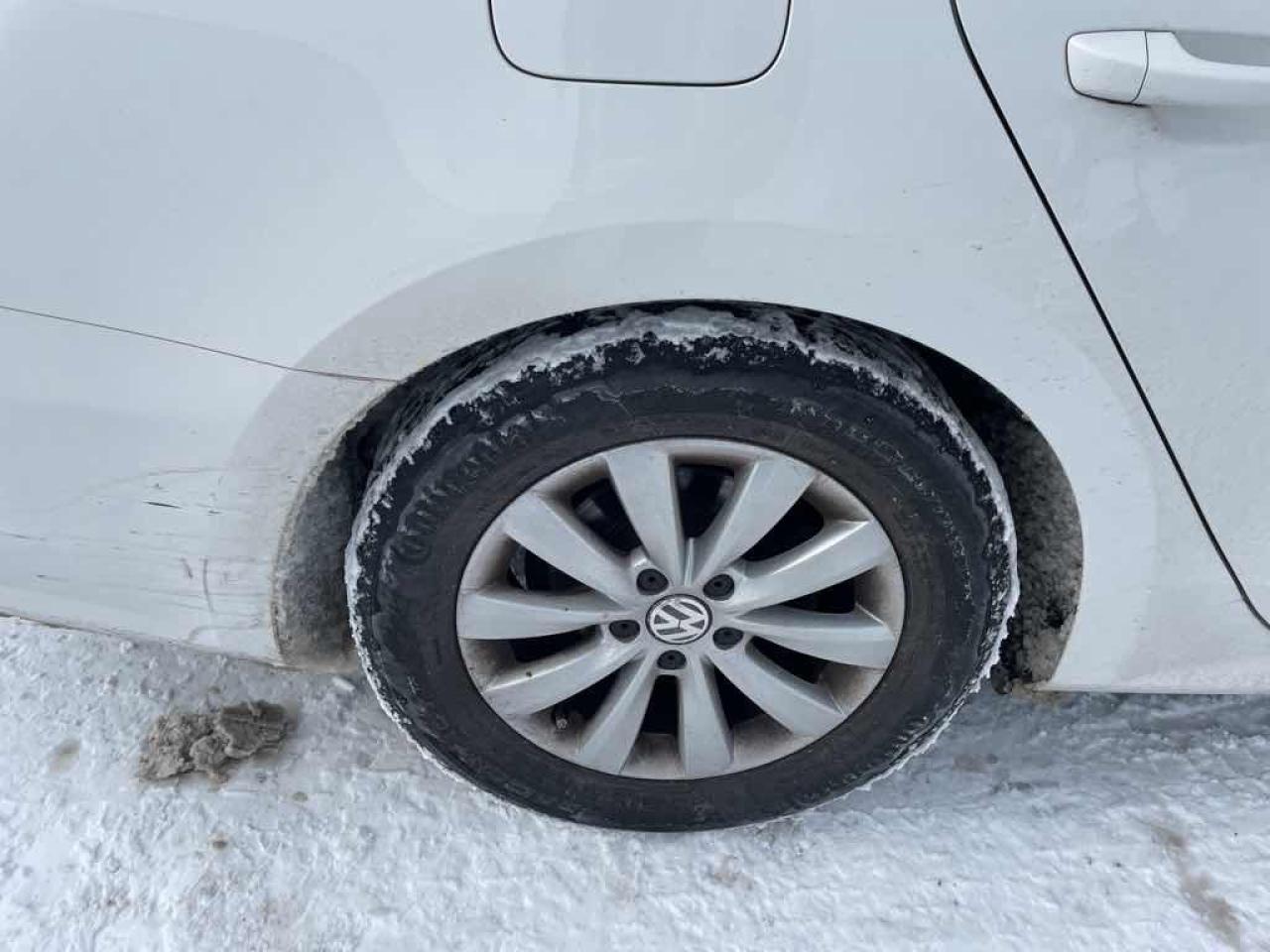 2015 Volkswagen Passat S Photo