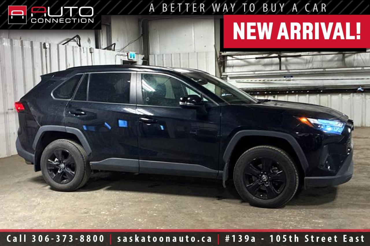 Used 2022 Toyota RAV4 XLE AWD - ACCIDENT FREE - HEATED STEERING WHEEL - CARPLAY for sale in Saskatoon, SK