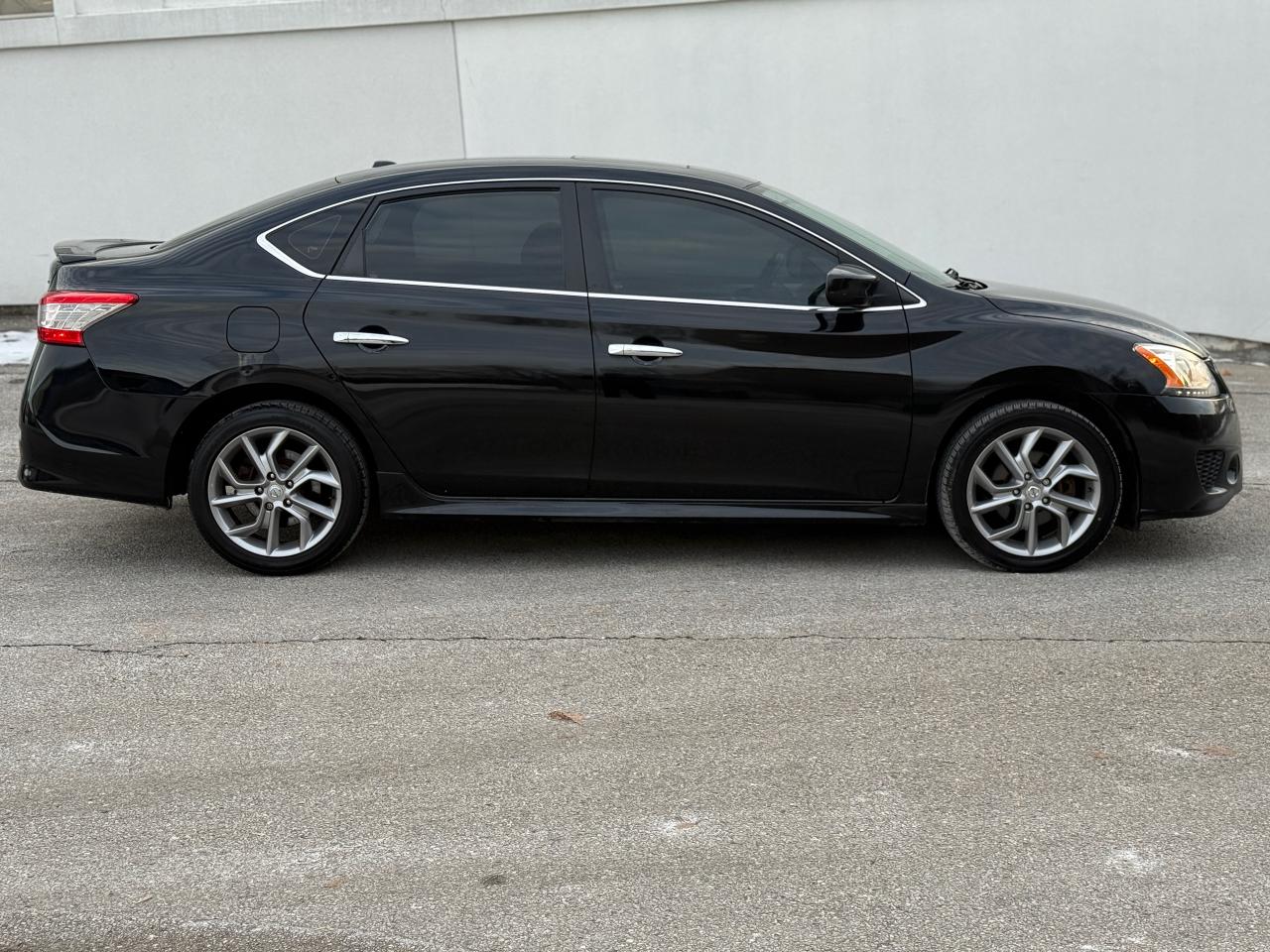 2013 Nissan Sentra SR - Photo #4