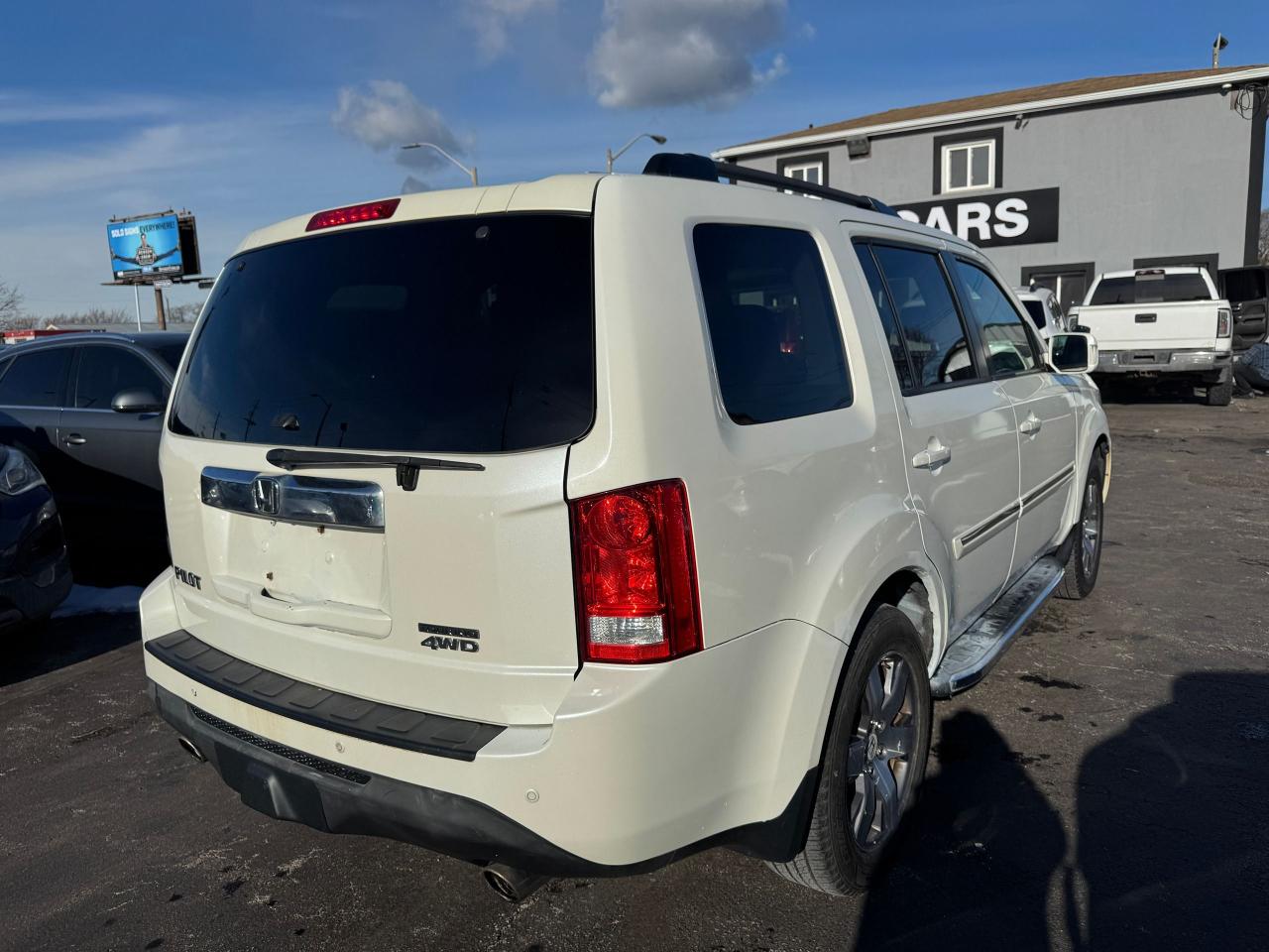 2013 Honda Pilot 4WD Touring | CERTIFIED Photo4