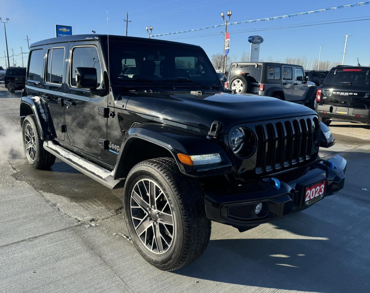 2023 Jeep Wrangler High Altitude 4 Door 4x4 SKY Power TOP! Photo