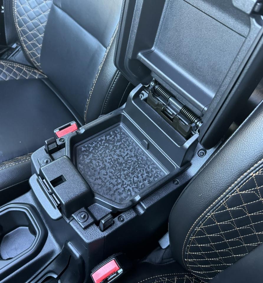 2023 Jeep Wrangler High Altitude 4 Door 4x4 SKY Power TOP! Photo