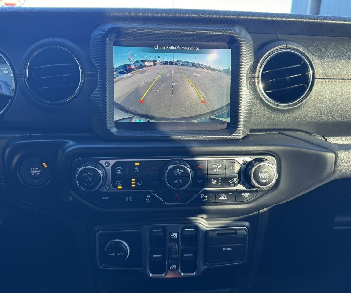 2023 Jeep Wrangler High Altitude 4 Door 4x4 SKY Power TOP! Photo